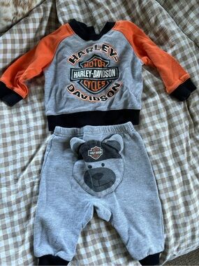 Harley-Davidson Gray & Orange Baby Sweat Set with Bear Detail